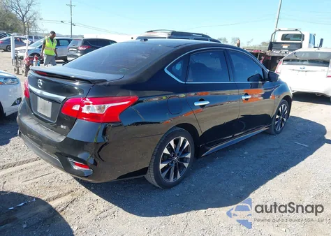 2016 Nissan Sentra Sr z USA, uszkodzony, nr VIN 3N1AB7AP2GY218396